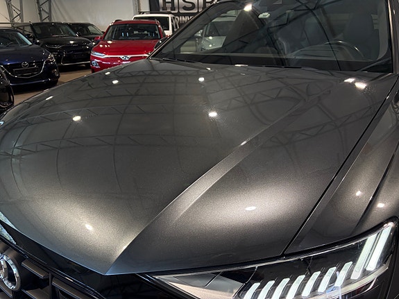 Audi Q8 21 of 30