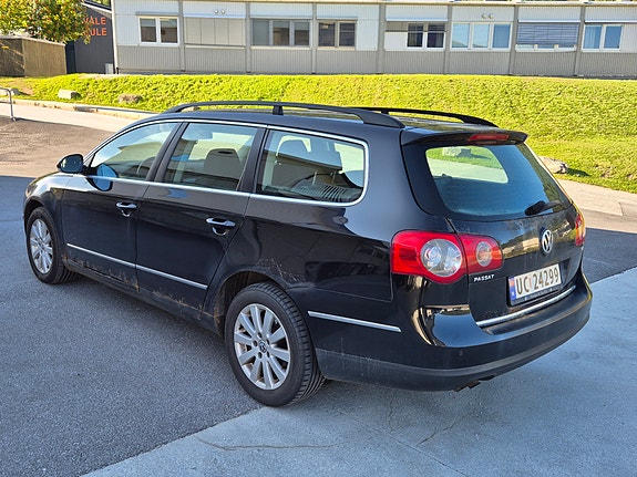 Volkswagen Passat 6 of 23