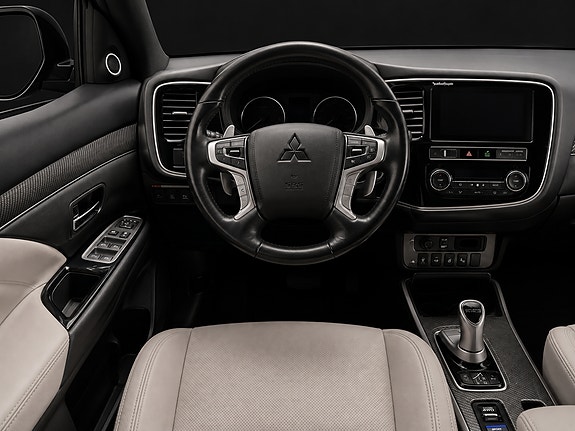 Mitsubishi Outlander 22 of 30