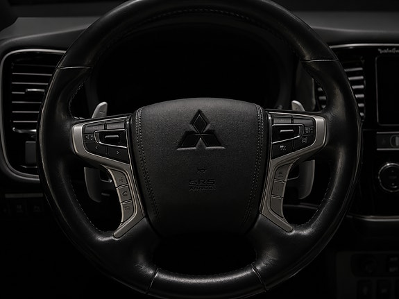 Mitsubishi Outlander 23 of 30