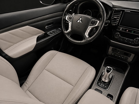 Mitsubishi Outlander 19 of 30