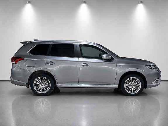 Mitsubishi Outlander 5 of 30
