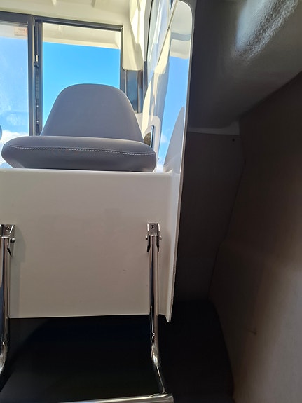 Askeladden P 66 Pilothouse 14 of 30