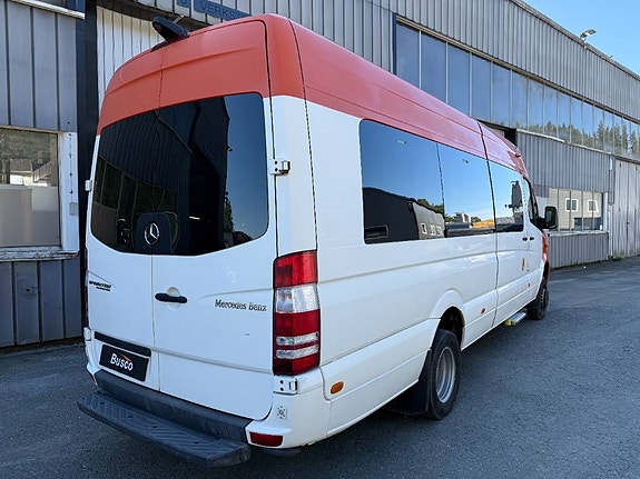 Mercedes-Benz Sprinter 516CDI 4x4. 17+1 seats. 4 of 13