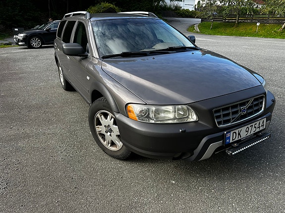 Volvo XC70 4 of 27