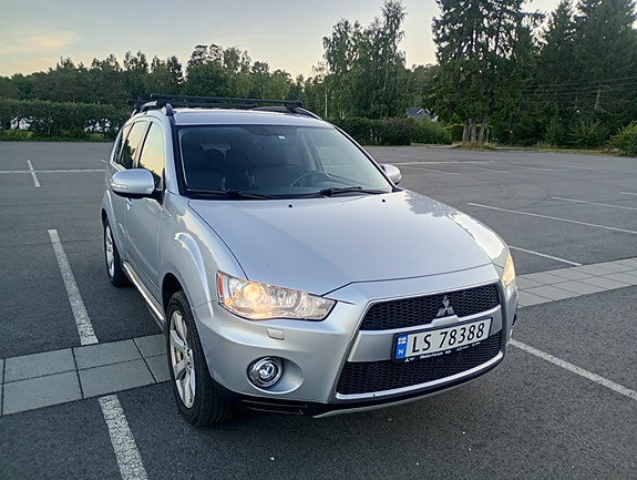 Mitsubishi Outlander 3 of 24