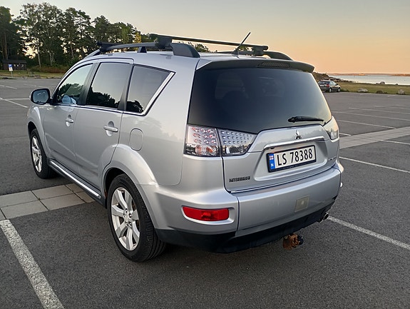 Mitsubishi Outlander 8 of 24