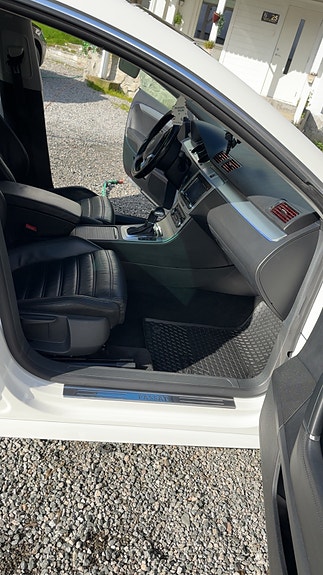 Volkswagen Passat CC 30 of 30