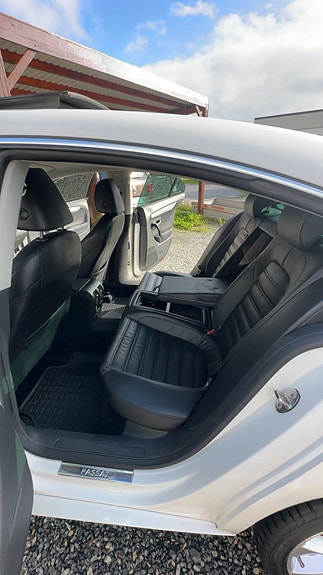 Volkswagen Passat CC 24 of 30