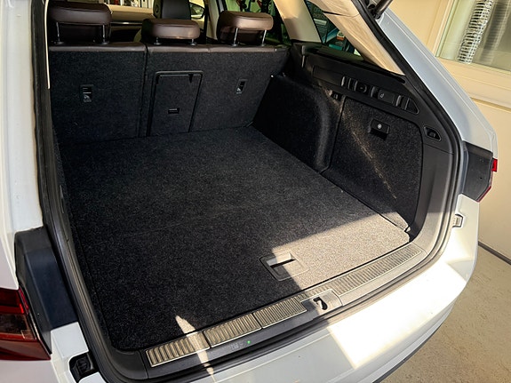Skoda Superb 18 of 21