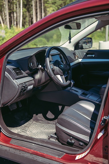 Subaru Legacy 14 of 30