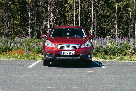 Subaru Legacy 4 of 30