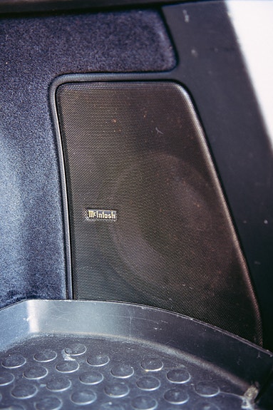 Subaru Legacy 22 of 30