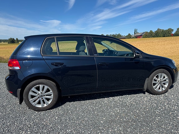 Volkswagen Golf VI 13 of 26