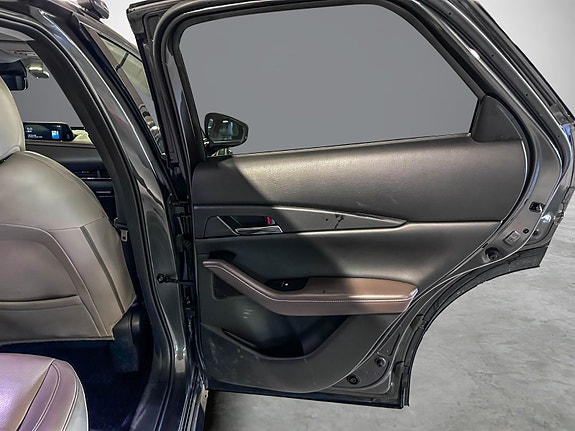 Mazda CX-30 21 of 26