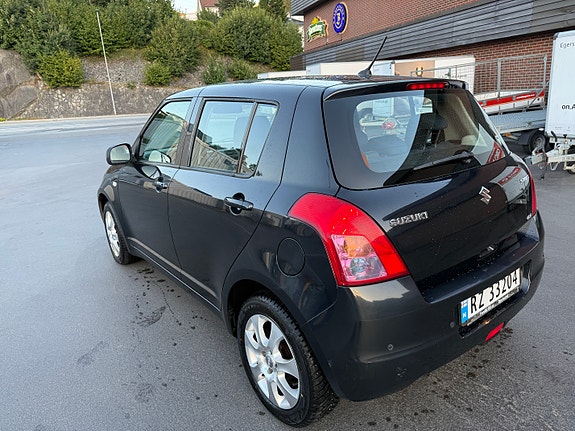 Suzuki Swift 4 of 14