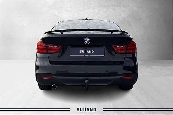 BMW 320d 4 of 20