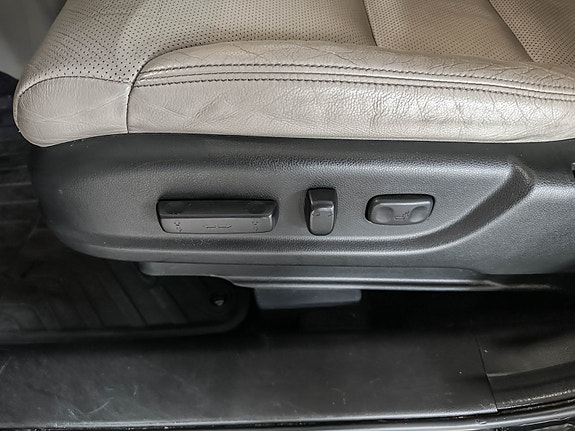 Honda CR-V 11 of 30