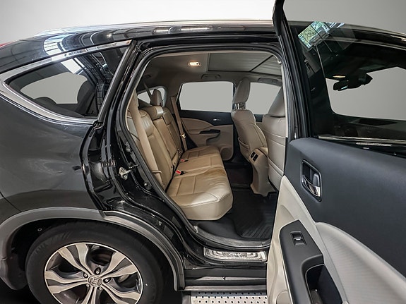 Honda CR-V 24 of 30