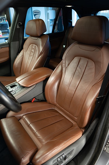 BMW X5 24 of 30