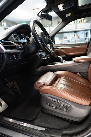 BMW X5 23 of 30