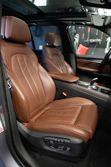 BMW X5 25 of 30