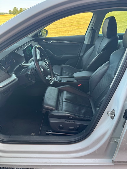 Skoda Octavia 16 of 25
