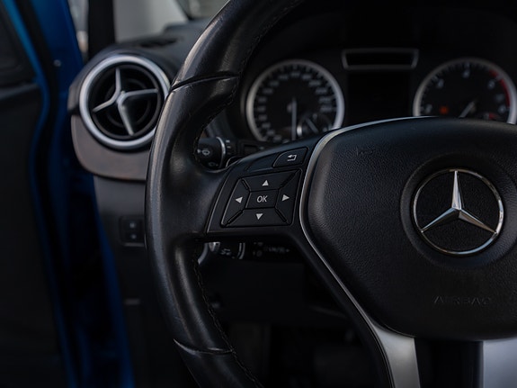 Mercedes-Benz 180 29 of 30