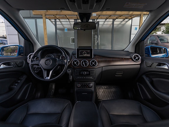 Mercedes-Benz 180 23 of 30