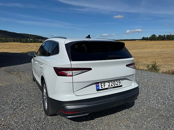 Skoda Enyaq 7 of 25