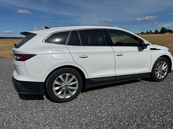 Skoda Enyaq 11 of 25