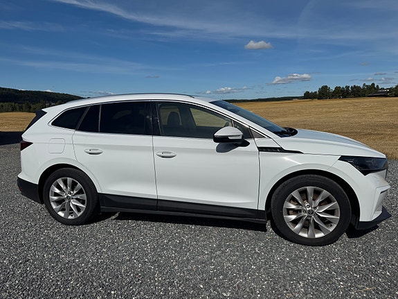 Skoda Enyaq 13 of 25