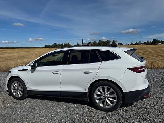 Skoda Enyaq 5 of 25