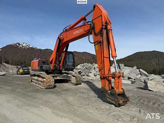Hitachi ZX350LC-5B gravemaskin m/ tannskuffe 4 of 30