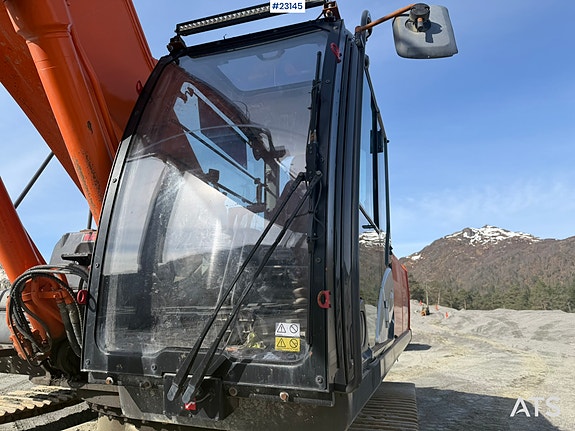 Hitachi ZX350LC-5B gravemaskin m/ tannskuffe 30 of 30