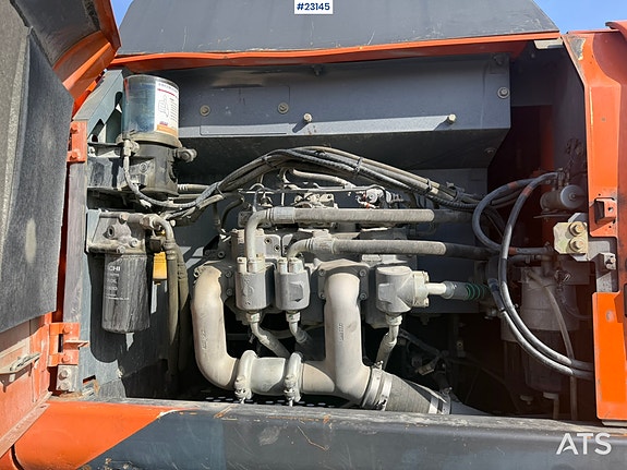 Hitachi ZX350LC-5B gravemaskin m/ tannskuffe 29 of 30