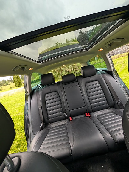 Volkswagen Passat 5 of 30
