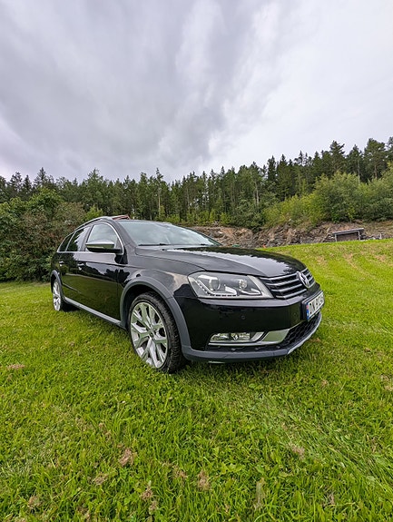 Volkswagen Passat 28 of 30