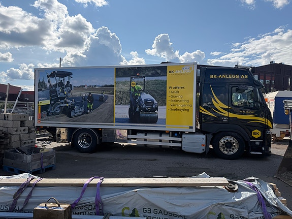 Volvo FM330 7 of 12