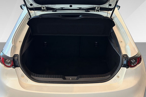 Mazda 3 7 of 16