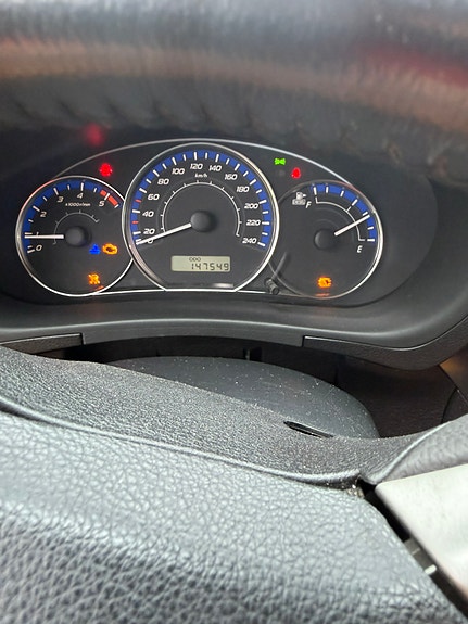 Subaru Impreza 5 of 9