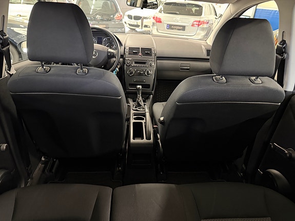 Mercedes-Benz A160 14 of 30