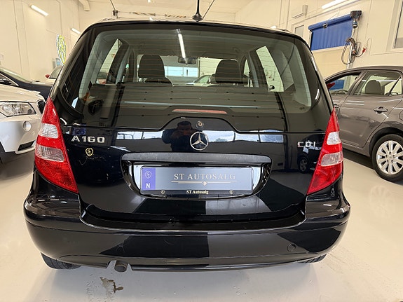 Mercedes-Benz A160 6 of 30