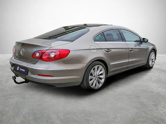 Volkswagen Passat CC 5 of 16