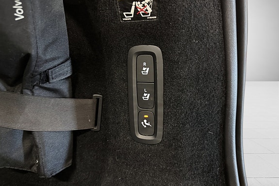 Volvo V90 27 of 30