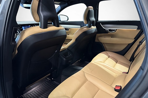 Volvo V90 14 of 30