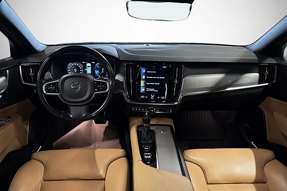 Volvo V90 15 of 30