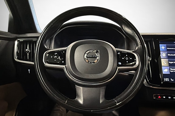 Volvo V90 16 of 30