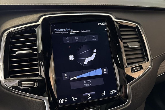 Volvo XC90 16 of 21
