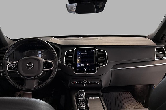 Volvo XC90 19 of 21